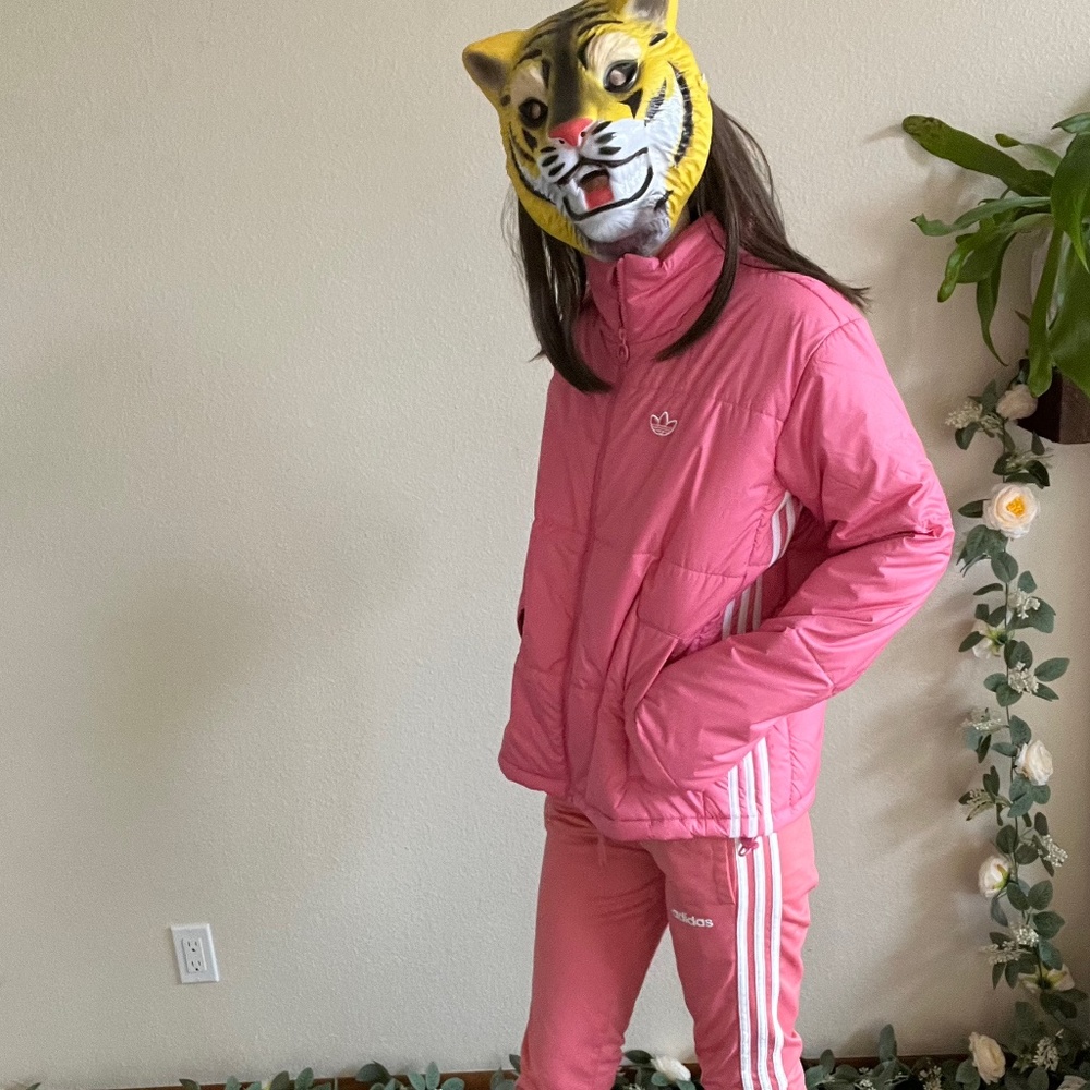 💕Adidas Hot Pink Puffer XS💕